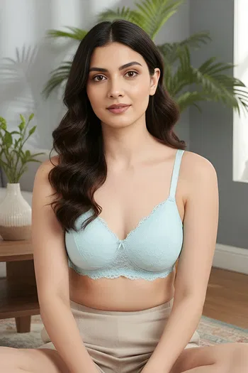 Buy Zivame Dreamcatcher Padded Non Wired Medium Coverage Lace Bra - Crystal Blue